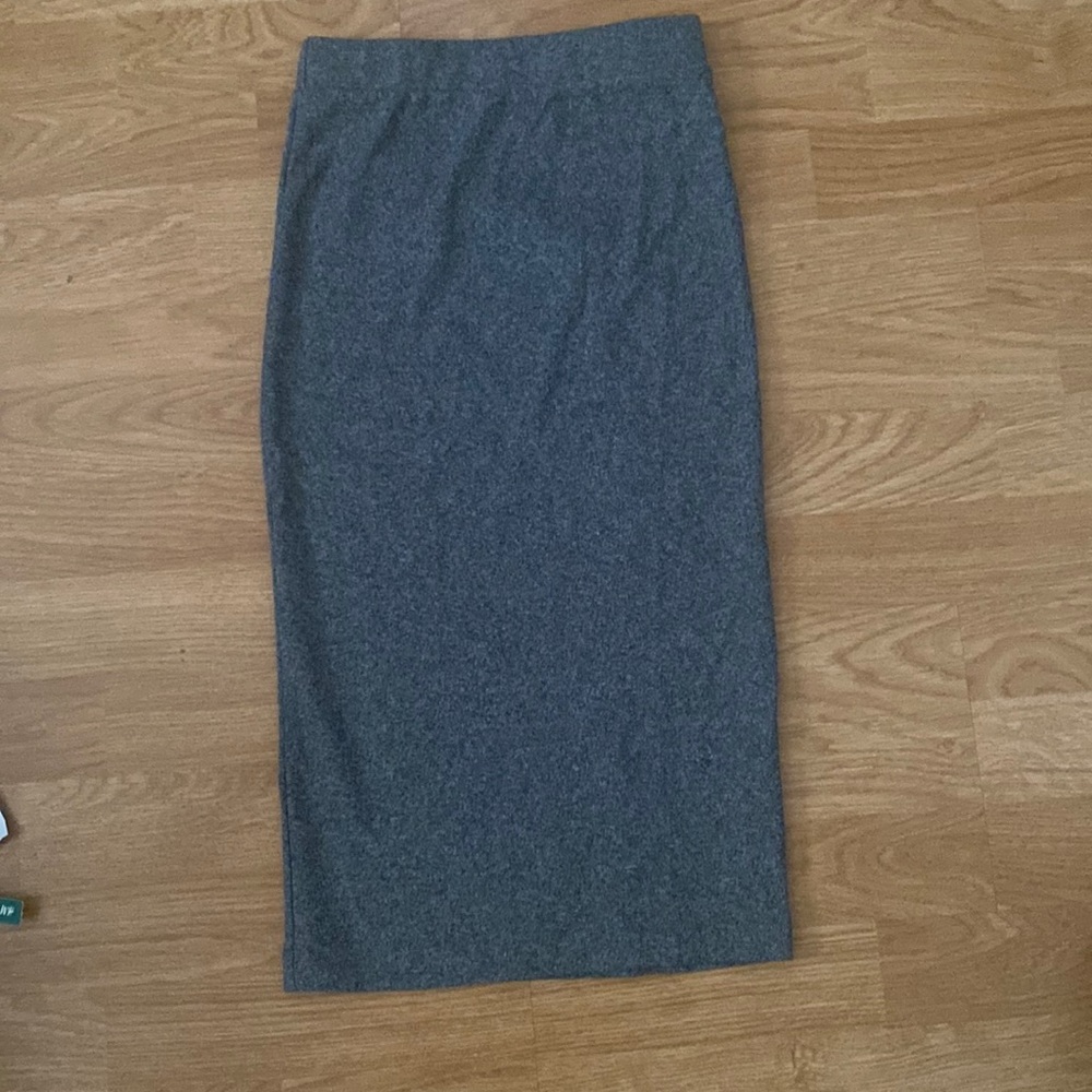 Divided. H&M basics skirt.
